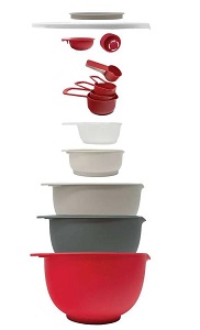 MIXING BOWLS AND MEASURING  CUPS NESTED AS A 12 PC SET