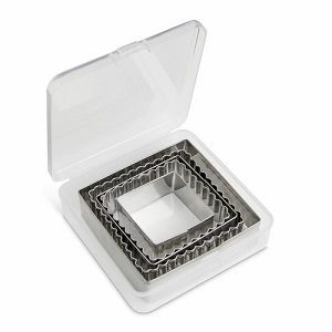 COOKIE CUTTER-SQUARE-SET OF 5  WITH CASE
