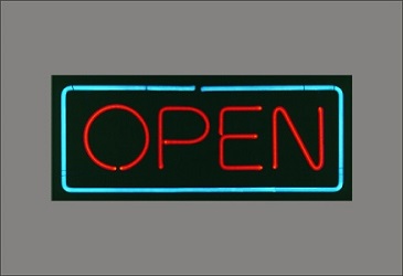 NEON &quot;OPEN&quot; SIGN-HORIZONTAL RED LETTERS W/BLUE BORDER 