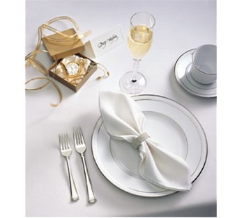 TABLE CLOTH-52&quot;X52&quot;-WHITE 
100% POLYESTER
